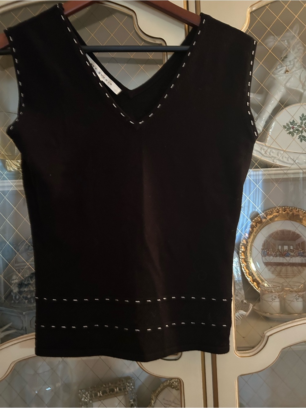 Max Studio Black V-Neck Top SZ L. B:988. 7/20/26